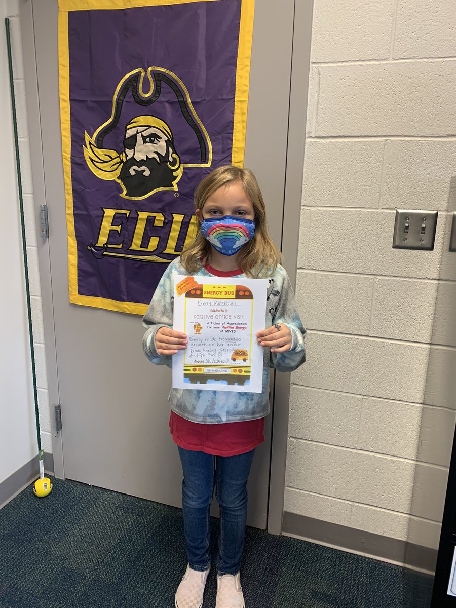 MVEMustang's tweet photo. Congratulations to these students for receiving a positive office ticket! #PhoneCallHome #FridayVibes https://t.co/YO2RKnILYJ