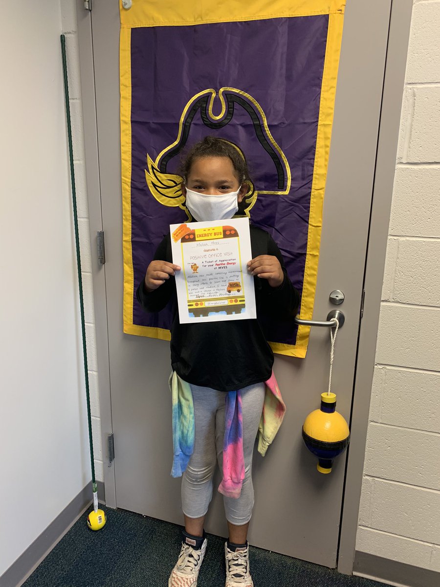 MVEMustang's tweet photo. Congratulations to these students for receiving a positive office ticket! #PhoneCallHome #FridayVibes https://t.co/YO2RKnILYJ