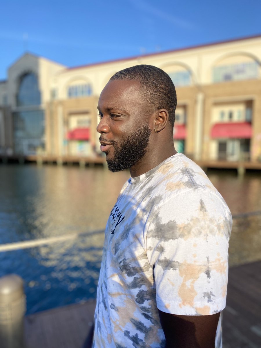 therealecnerwal's tweet photo. @_LuxLife https://t.co/2RZQq4EApZ