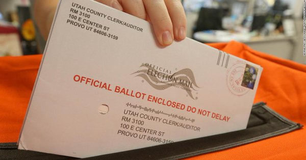 CNNPolitics's tweet photo. How you can track the status of your mail-in ballot online https://t.co/f5jmlAPfT5 https://t.co/B7iOGT3Idz