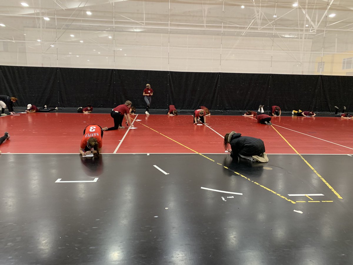 UrsinusSball's tweet photo. Writing for the Daily Prophet....#lastpractice #togetheralways #UCSBT❤️ https://t.co/BfPEp3PnUf