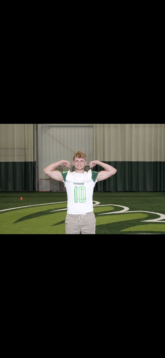 AshtonGriff10's tweet photo. Blessed✅ @bcmoore22 @Coach_ByrneDubC @DubC_Football https://t.co/PzJj4u3RL6