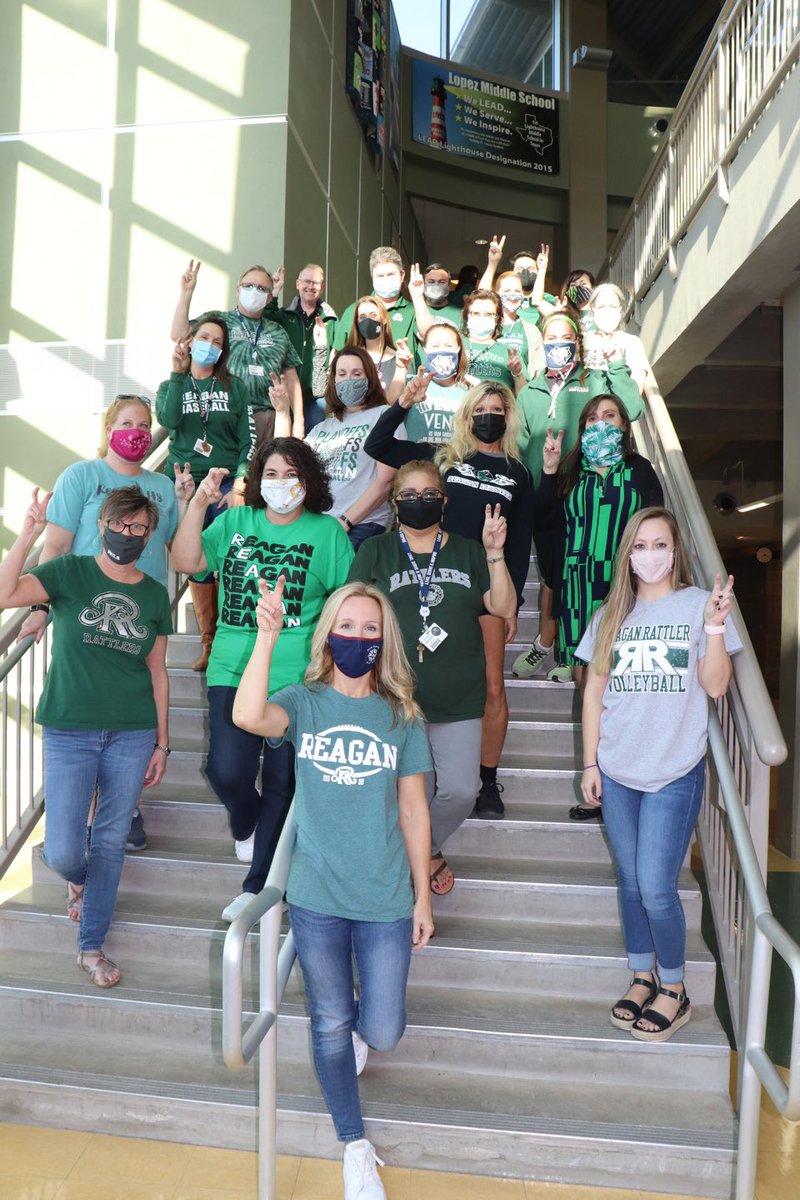 MKopacsi's tweet photo. Lopez teachers are United in spirit! Go Rattlers STRIKE ‘EM! #RootEd #thechallengeison @SAReaganFball @RattlerUpdate @LopezMSPTA https://t.co/XrYipAa8Ez