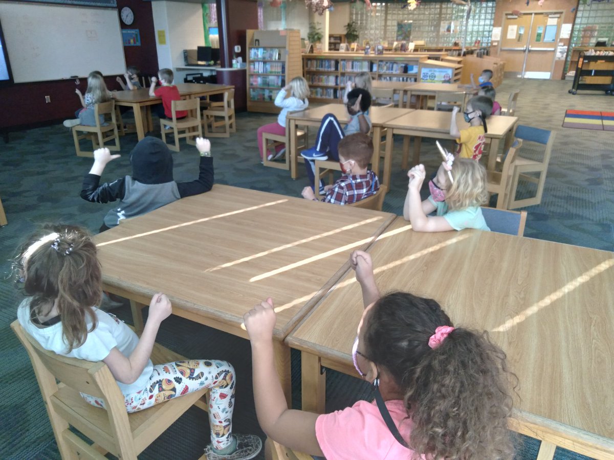 This week <a href="/bar_sni/">Sni-A-Bar Elementary</a> students will be participating in virtual storytelling events courtesy of <a href="/MCPLMO/">MidContinent Library</a>! Today students loved helping tell the story of Mr. Wiggle and Mr. Waggle (pics below) with @priscillahowe and bebopping along with Br. John Anderson! #GVLibrary  #WhatWeDo