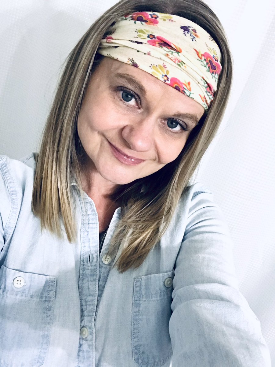 Melissa_in_TN's tweet photo. Waiting for this nanny workday to end #nannylife π€ͺ 2 to 3 hour housekeeping workday in the morning #housekeeperlife and then babysitting my granddaughter tomorrow. #Nanalife https://t.co/FBfGQeWZMa