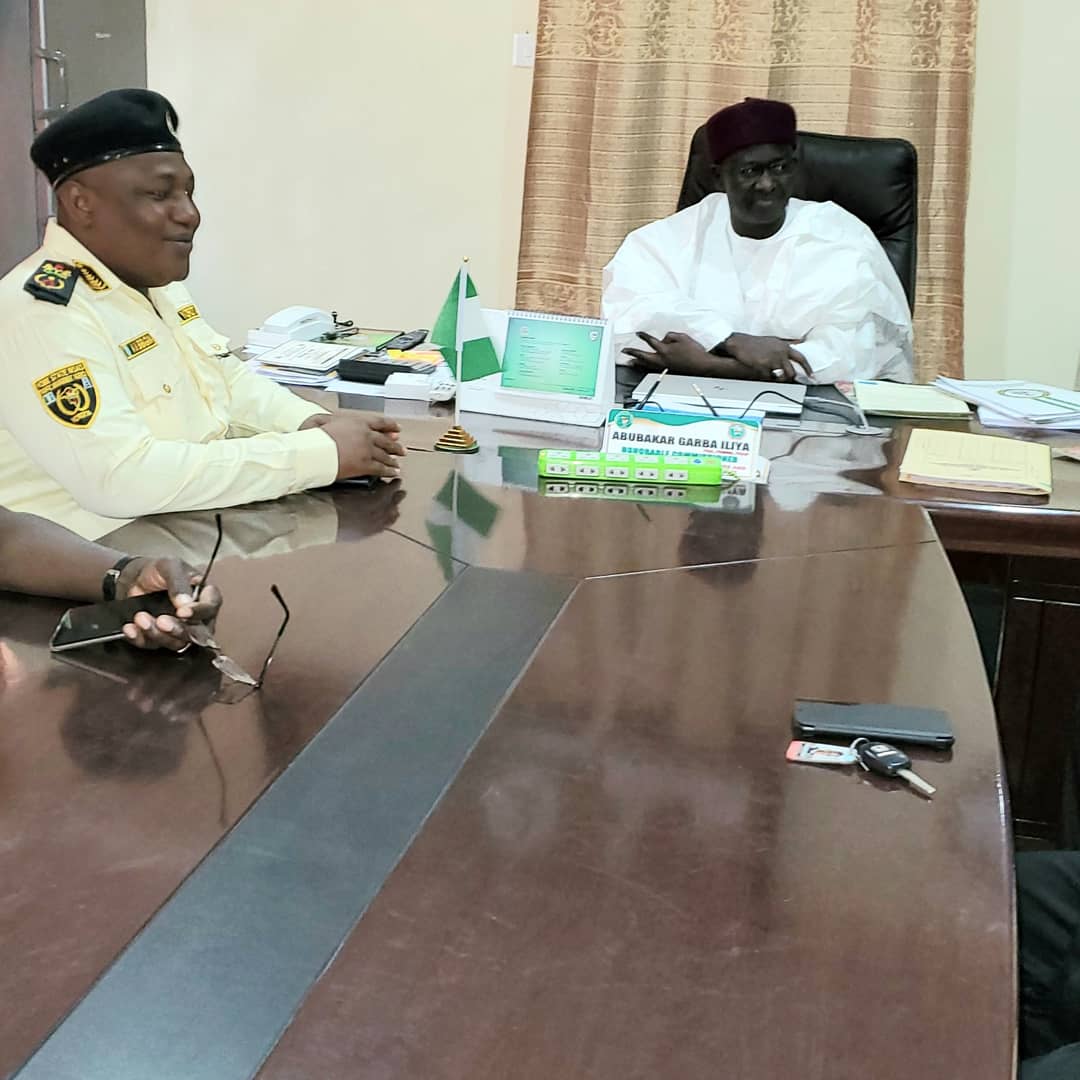 YobeRoad's tweet photo. YOROTA on Familiarization tour to Ministry of Humanitarian.

The management of  Yobe state Road Traffic Agency, in continuation of their familiarization tour of government ministries and agency visit the office of the Commissioner of Humanitarian,Dr Garba Iliya,today in Damaturu. https://t.co/ARO5FsHgtY