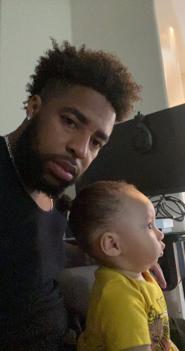 DAngeloTaylor_'s tweet photo. Had to hit Jyrie with the fresh ponytail haha 😂  father son bonding https://t.co/SJzaxpYzZJ