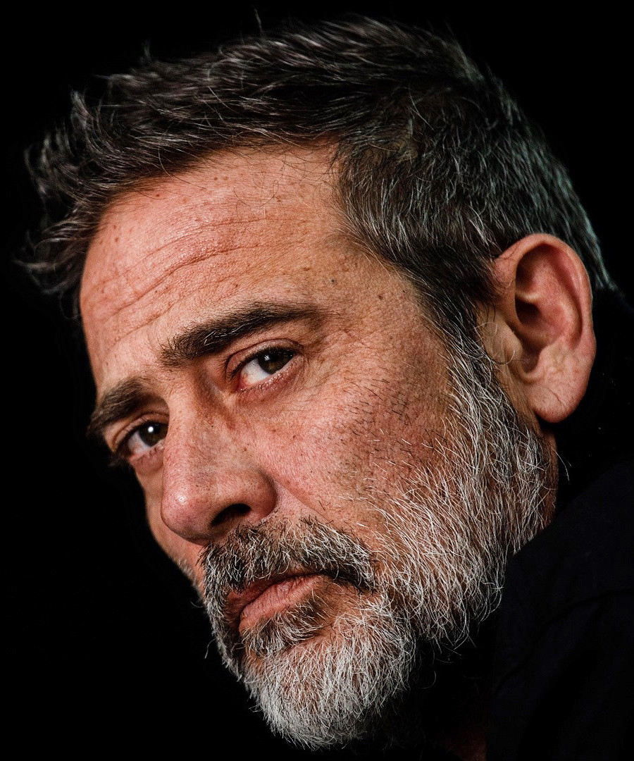 Jeffrey Dean Morgan appreciation tweet.