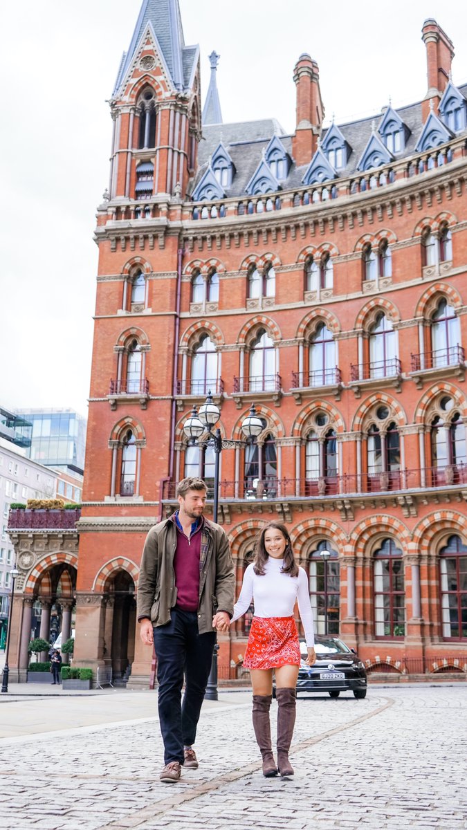 mygrumpybf's tweet image. Strutting 🦚

Snapped outside @StPancrasRen on Kings Cross, London. It’s one of the most iconic hotels in the UK, having been featured in Harry Potter and the Chamber of Secrets, and the Spice Girls “Wannabe” music video!