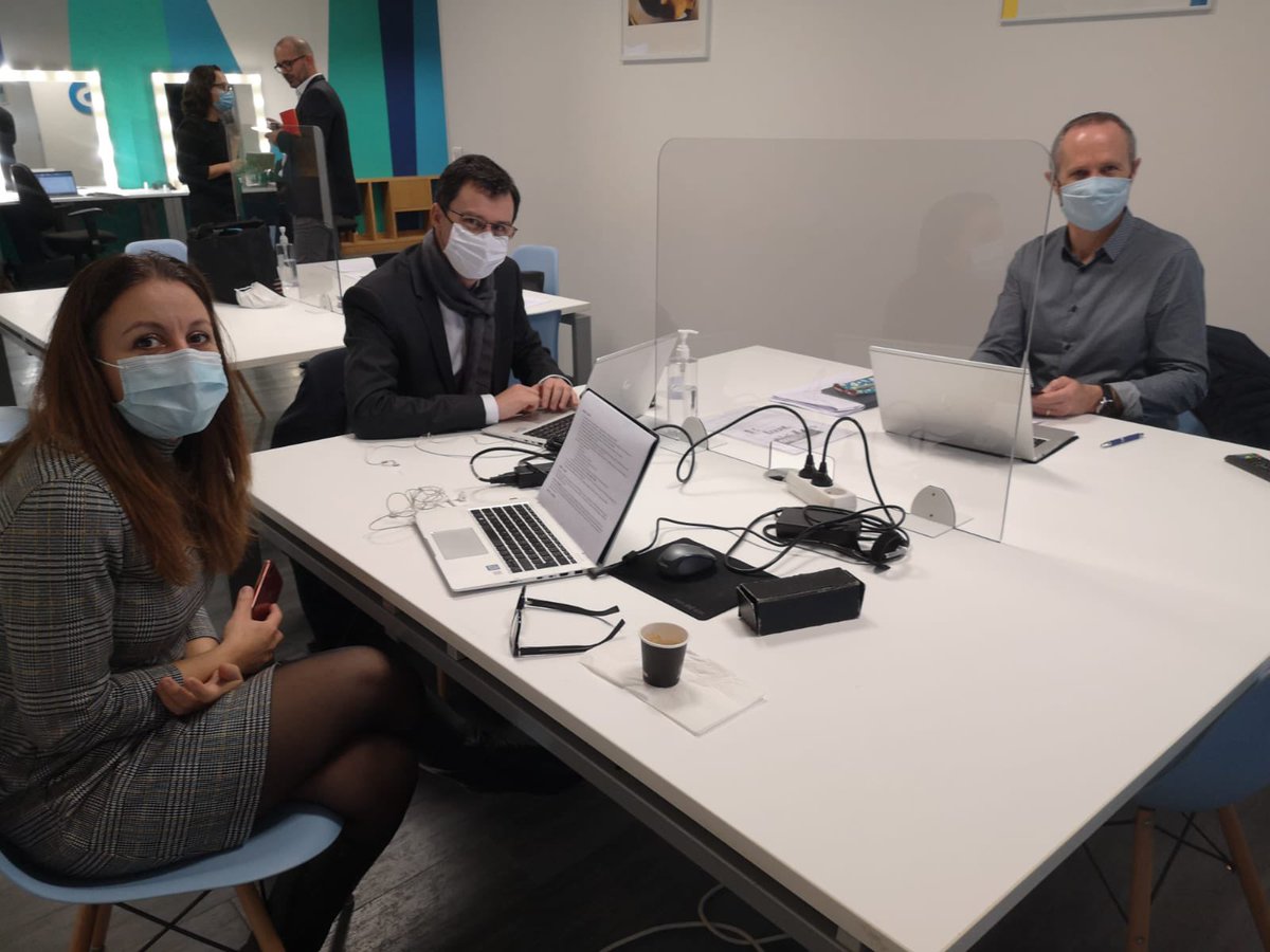 SyndicatReussir's tweet photo. Merci à tous nos adhérents #AgentGeneraux #Axa d’avoir participé en nombre à notre Congrès digital. #SyndicatReussir. #ContinuitedeService Rdv en 2021! Merci @guiborie pour le Live avec @SuinThierry @RGauttier @CHOLLETBertrand @OuidadLoncelle et @Jacques2Peretti @Eric_Lemaire https://t.co/RYzoTnVFYW