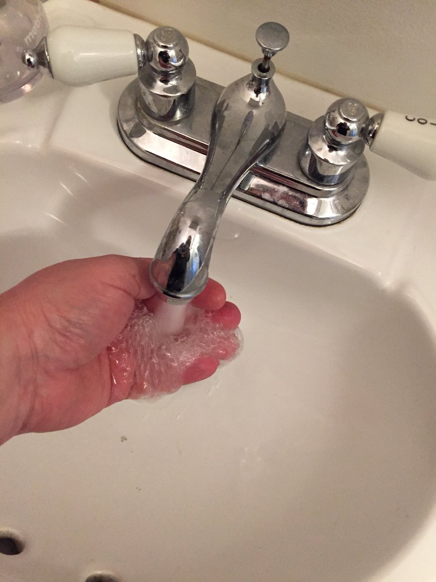 Yinz know the drill. Hands, etc.