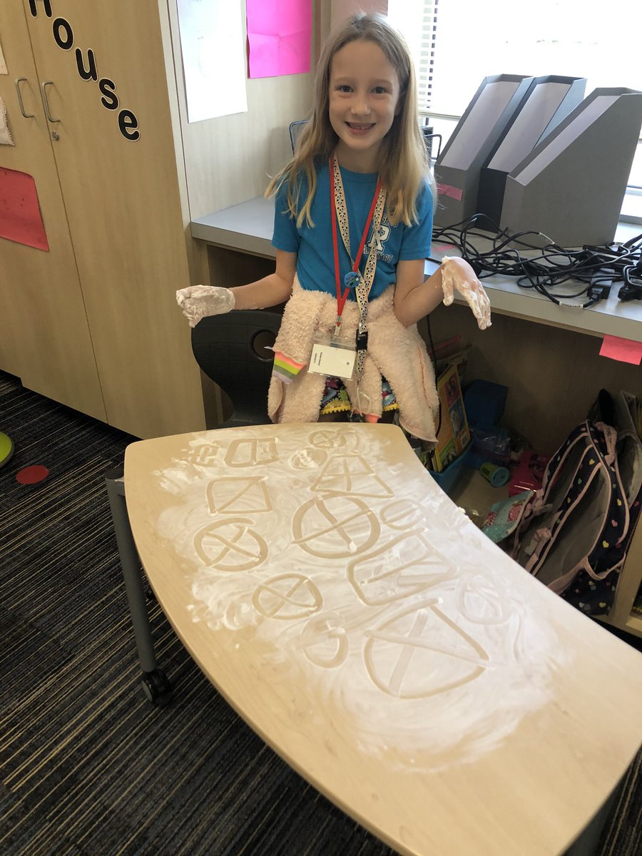 MissKaresh's tweet image. Practicing fractions with shaving cream today! Math was not my favorite in school, so it is SO rewarding to see kids having fun with their learning in different ways! @RogersFrisco #ourFISDstory #ChallengeAccepted #CreatingLearningExperiences