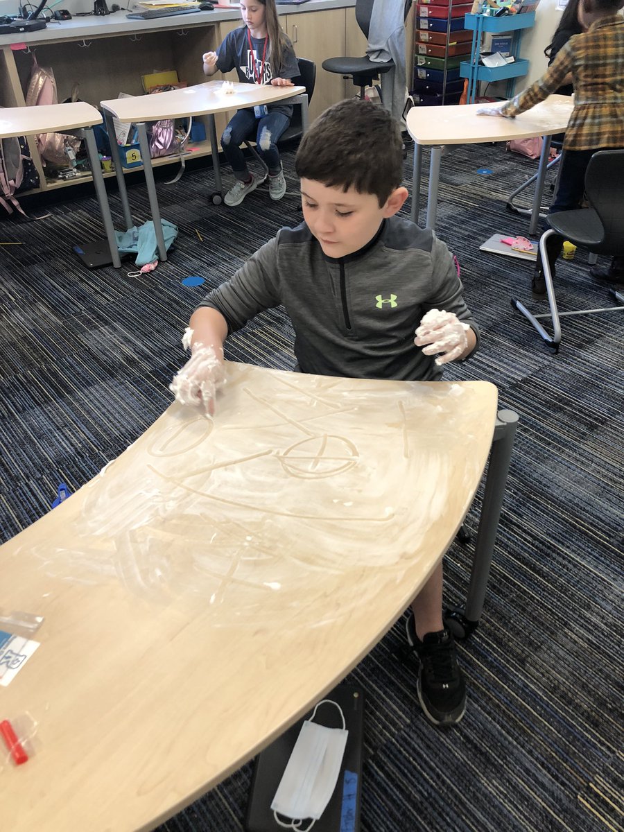 MissKaresh's tweet image. Practicing fractions with shaving cream today! Math was not my favorite in school, so it is SO rewarding to see kids having fun with their learning in different ways! @RogersFrisco #ourFISDstory #ChallengeAccepted #CreatingLearningExperiences
