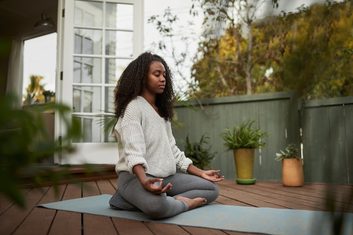 We challenge you to stay mindful when it comes to the most important person in your life: you. De-stressing comes in all forms whether it's #meditation, being with people or going on a walk, and UnCommons provides you with multiple opportunities to stay grounded.