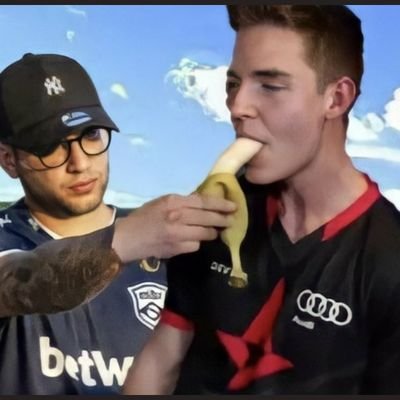 Csgoclaudio1's tweet photo. @deercheerup @leettpereira Só passei aqui pra perguntar se você já comeu uma fruta hoje, você comeu ? https://t.co/NUSAjEguj6