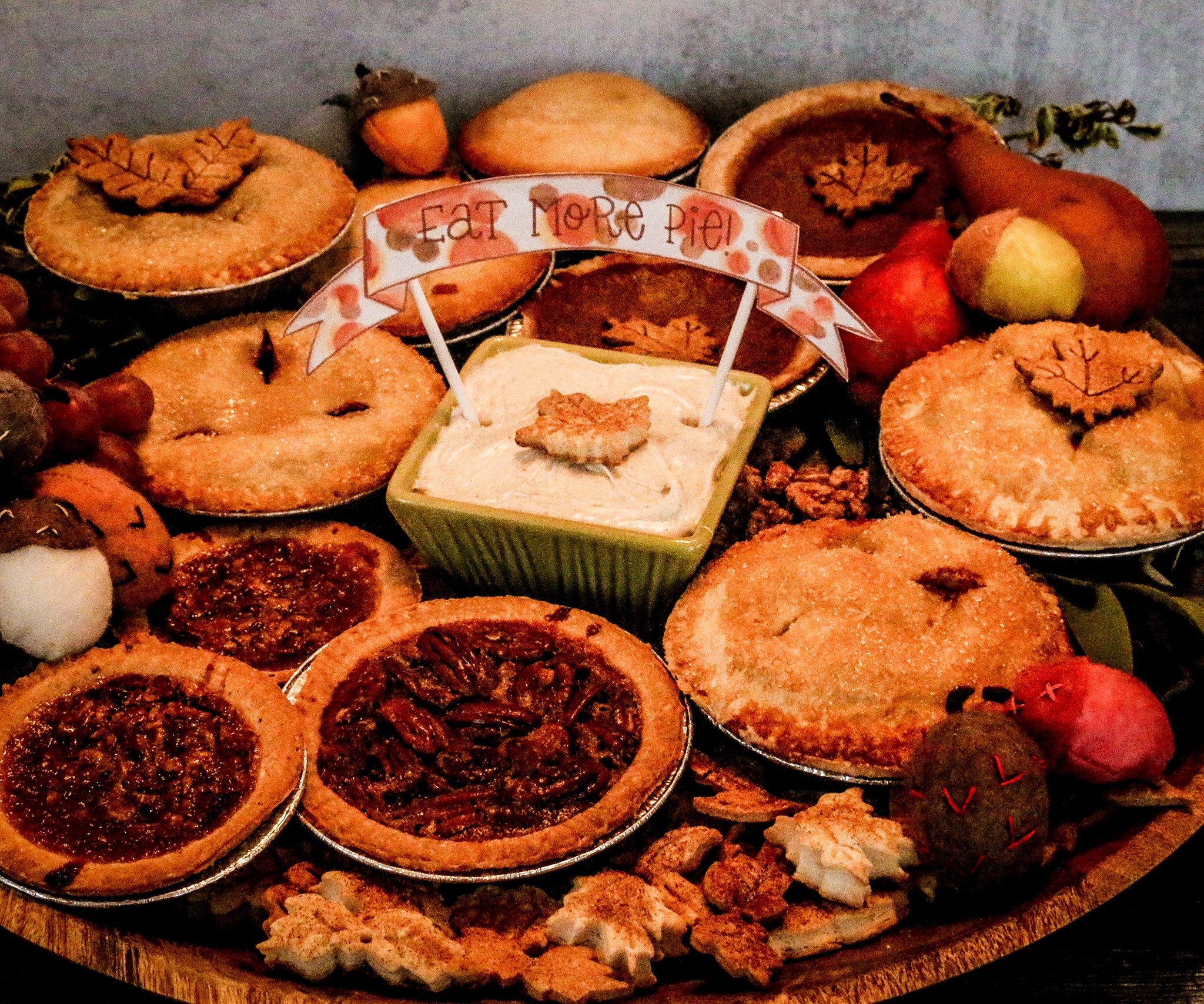 Confetti Affairs on Twitter "Eat more pie, y’all!! confettiaffairs 