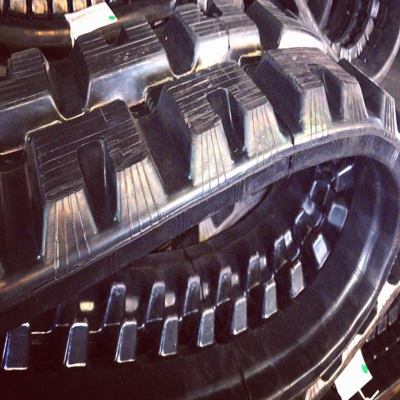 rubbertracks_am's tweet photo. 🤑🤑🤑
$100 off any set of 2 C-Lug Tread Rubber Tracks. 2 Day Offer. Offer is valid until Saturday 6pm Eastern time. USE DISCOUNT CODE " FB100 " 👇
https://t.co/Wd8bINTnOH⠀
#rubbertracks #tracks #heavyequipment #bobcat #cat #asv #terex #johndeere #discount #clug #skidsteer https://t.co/Q1wJeatrq4