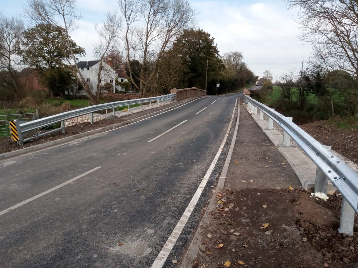 Telfordhighways's tweet photo. Ercall mill Bridge has reopened! @balfourbeatty @TelfordWrekin  have completed some major maintenance including the wing walls, a new vehicle restraint system, new road surfacing, stone pitching to banks to minimise erosion and  new drainage to alleviate future flooding! 🌉 https://t.co/FBMnTwz31Q
