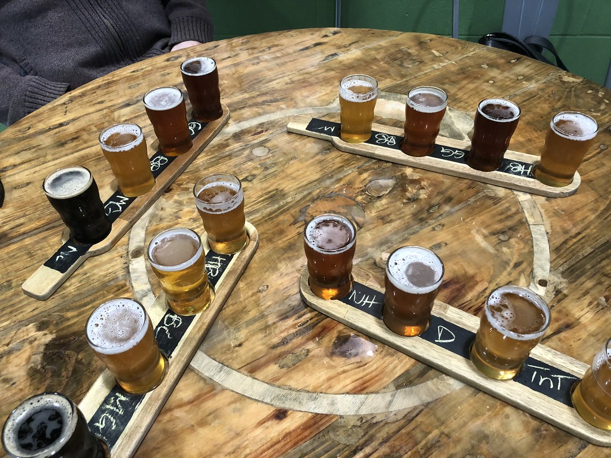 craftbrewjester's tweet photo. Weekend fun starts now and it starts at #smallblockbrewing πΊ #beer #craftbeer #smallblock #duncan #brews #vacay #staycay https://t.co/69R2fA3Vay
