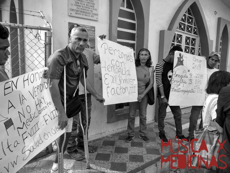 DesigualesL's tweet photo. Exigimos al gobierno reflejar las cifras reales de los personas afectadas por #Covid-19 #MúsicaXMedicinas #redhanz #AnzoáteguiExigeSalud https://t.co/mFD6JqUXkQ