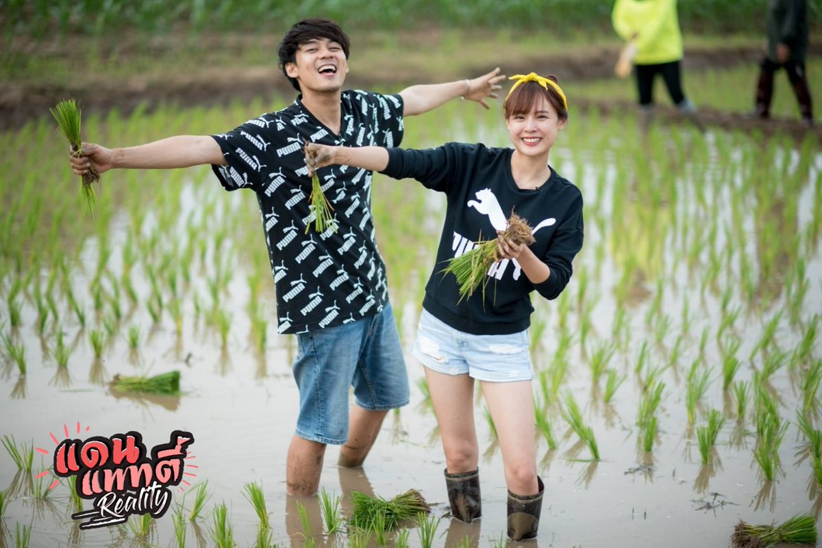 วีคนี้ยังไม่มีคลิปน่าาา​ 😉😉
วีคหน้ากลับมาเจอความน่ารักของ​ #DanpattieTV​ แน่นอนค่าาา 😘ชมความสนุกย้อนหลังได้ทาง Youtube Channel : DanPattie TV กดที่นี่เลย>>youtube.com/c/DanPattieTV

#แดนแพทตี้Reality #Pattieung #danworrawech