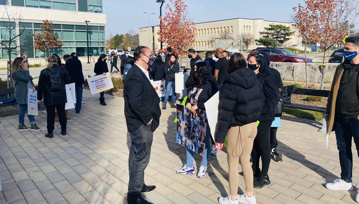 RudyCuzzetto's tweet photo. Last month, Jagrajan Brar was killed by an impaired driver with multiple prior convictions. I joined his family and friends this afternoon outside the Brampton courthouse, as they asked for stricter laws against repeat offenders. @Justice4Jag #Justice4Jag #MississaugaLakeshore https://t.co/Lsuoth19RM