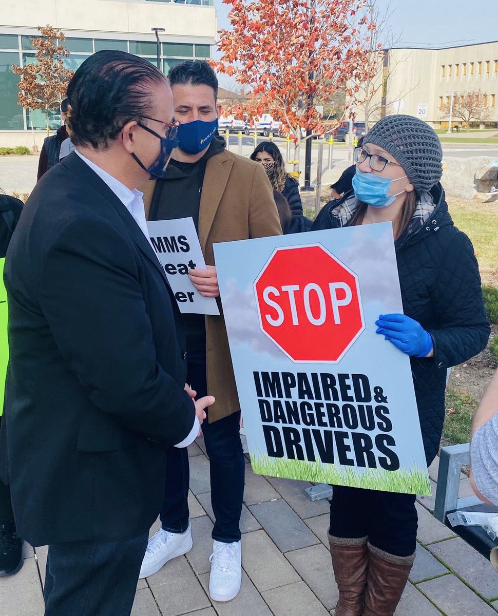 RudyCuzzetto's tweet photo. Last month, Jagrajan Brar was killed by an impaired driver with multiple prior convictions. I joined his family and friends this afternoon outside the Brampton courthouse, as they asked for stricter laws against repeat offenders. @Justice4Jag #Justice4Jag #MississaugaLakeshore https://t.co/Lsuoth19RM