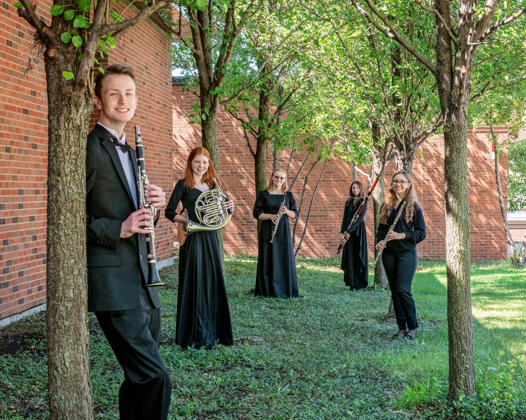 EYSO's tweet photo. Introducing, Earl Clemens Wind Quintet!
On 11/8 Earl Clemens Wind Quintet (ECQ) & ALL of our Chamber Music Institute (CMI) students will be performing in their first concerts of the season.
More details: https://t.co/crO6gQPJSG
#ML2021 #MusicEducation #EYSOFans https://t.co/ri1IOEQqMt