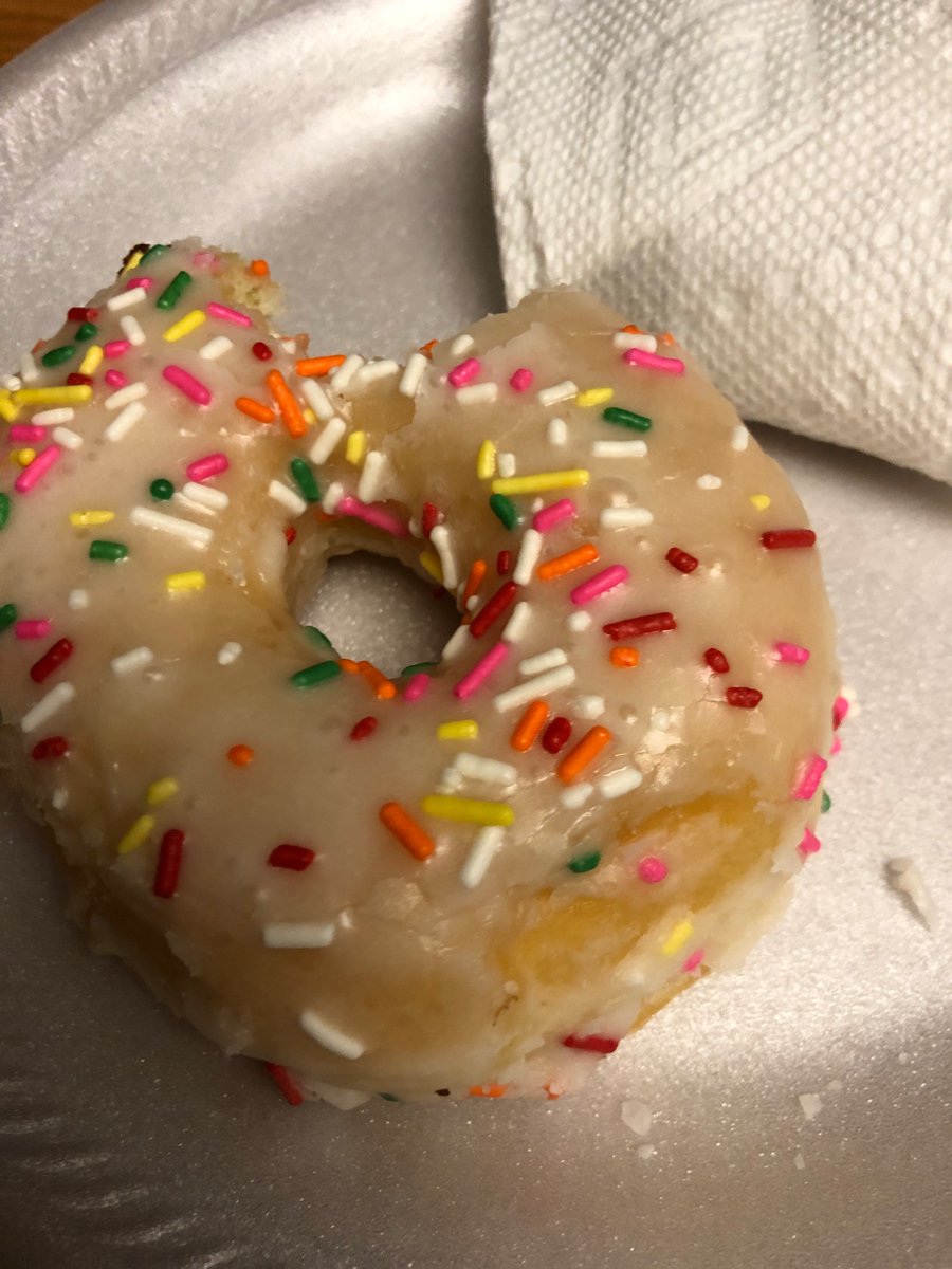 amwolfe's tweet photo. I love free lunch days and donut days. It’s even better when we get both on the same day...at the end of the week! #happyfriday https://t.co/178Iu3notp