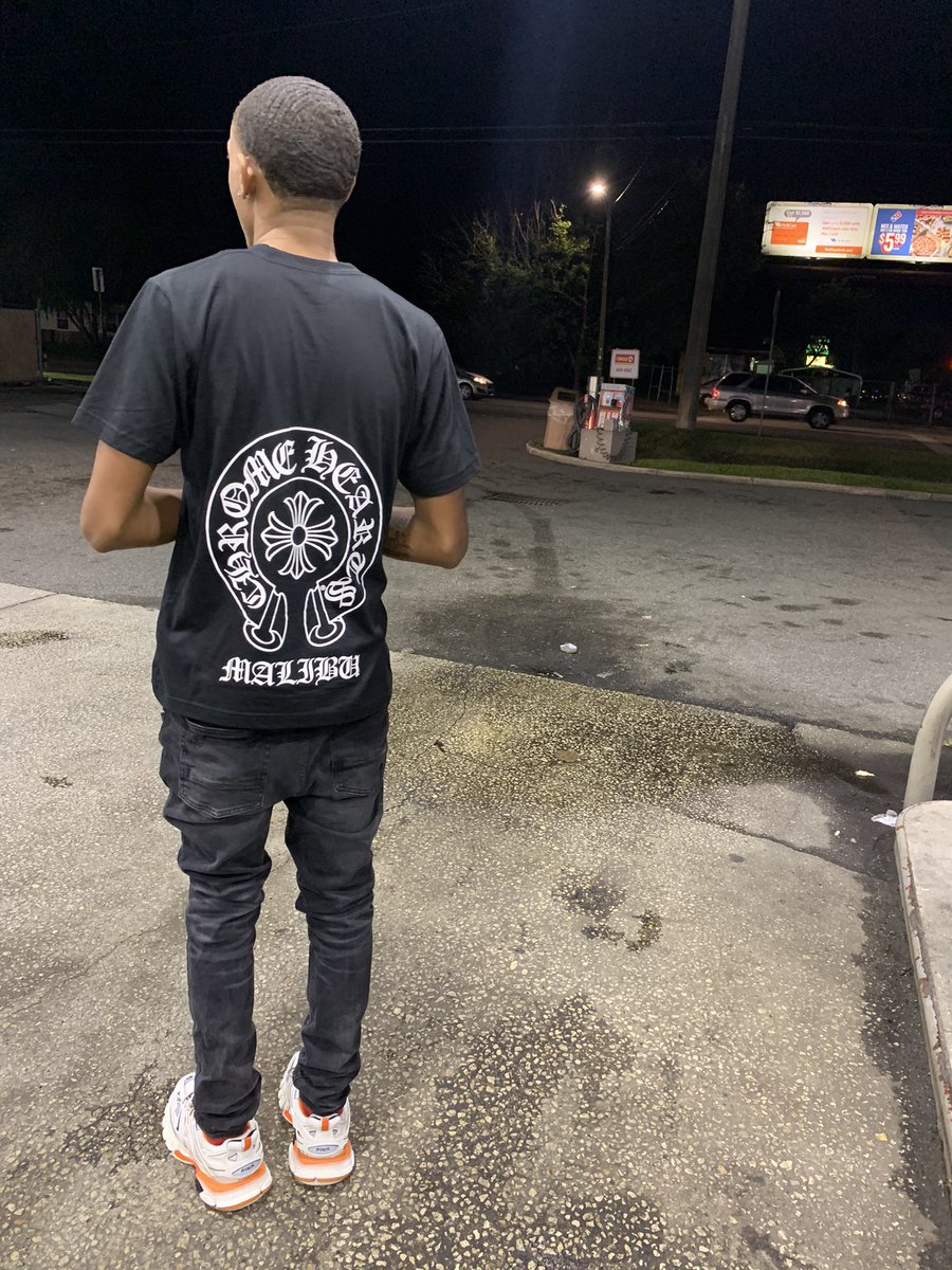 ceokt_'s tweet photo. Im never gone love a girl more than my mother and thats on my government name!🖤🤞🏽🤝 https://t.co/32sC7utqTf