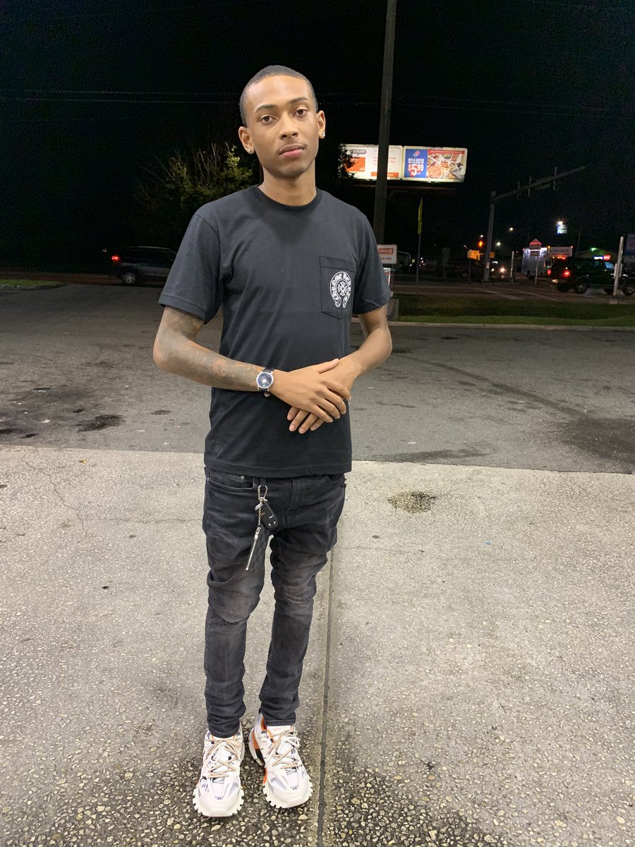 ceokt_'s tweet photo. Im never gone love a girl more than my mother and thats on my government name!🖤🤞🏽🤝 https://t.co/32sC7utqTf