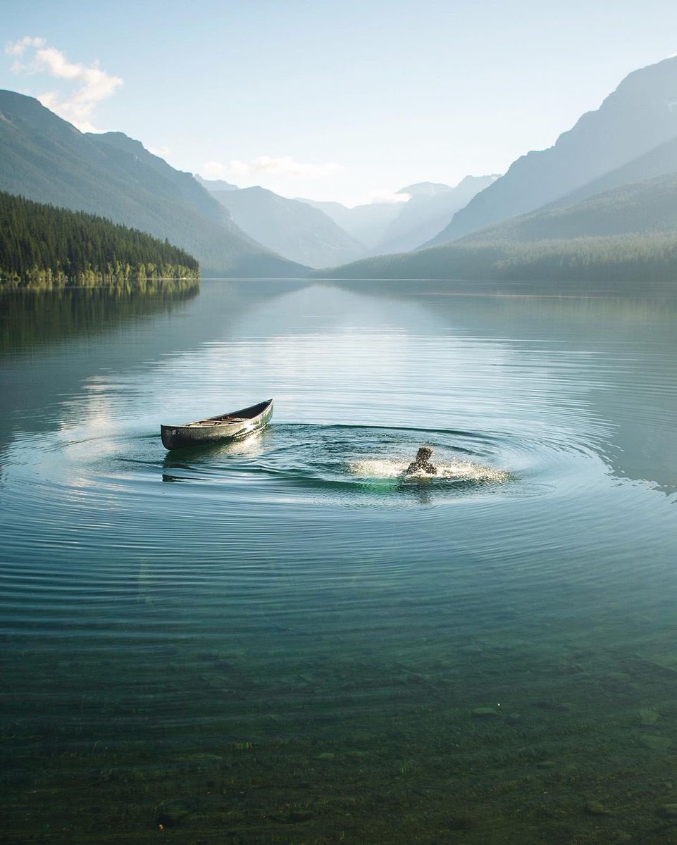 earth's tweet photo. Adventures in Glacier National Park, Montana. https://t.co/VJKqAUvDtw