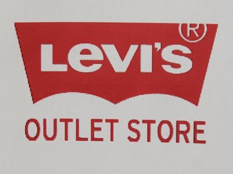 LoveOutlets tweet picture