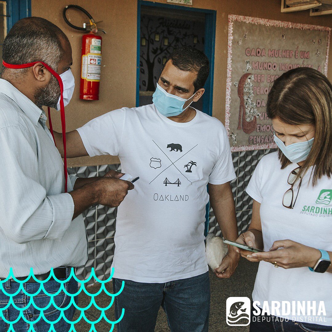 sardinhadf's tweet photo. A educação é uma das nossas principais bandeiras do mandato. Lutaremos sempre para a melhoria das escolas no DF.

📲 Acompanhe nossas redes e fique por dentro do nosso trabalho! 

#deputadosardinha #df #educação #brasilia #escolasdf https://t.co/7xh2G6QSJD