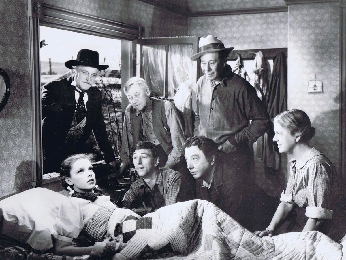 BeschlossDC's tweet image. At the end of “The Wizard of Oz” (1939), Aunty Em says to Dorothy, "There, there, lie quiet now.  You just had a bad dream."