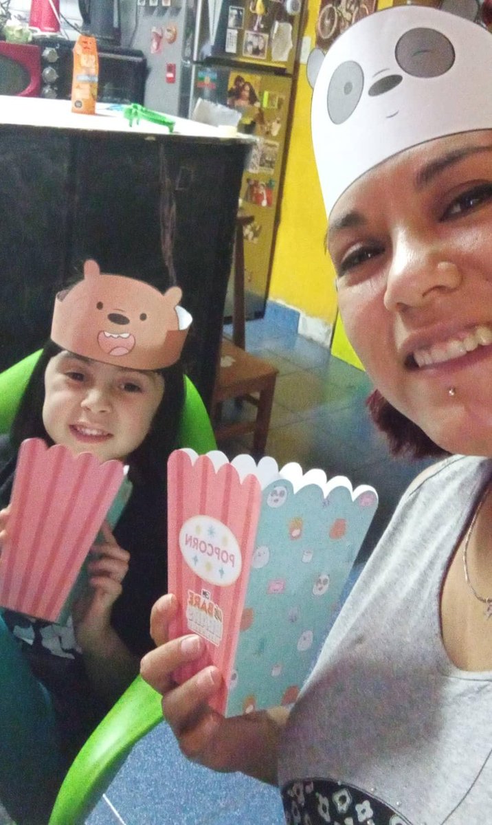 Estamos felices #WeBareBears #escandalososlapelicula