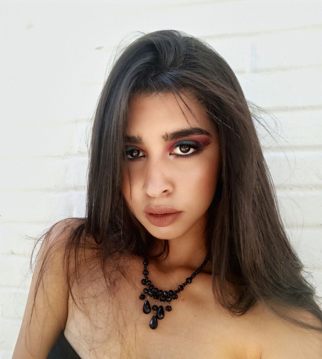 Josehanybm's tweet photo. Makeup Challenge - Social Glam
$hive #makeup #hivemakeupchallenge #glam #beauty #posh
😊
Check this beauty makeup on #hive
https://t.co/kbxcJw1X0J https://t.co/sEY0b1tGqH