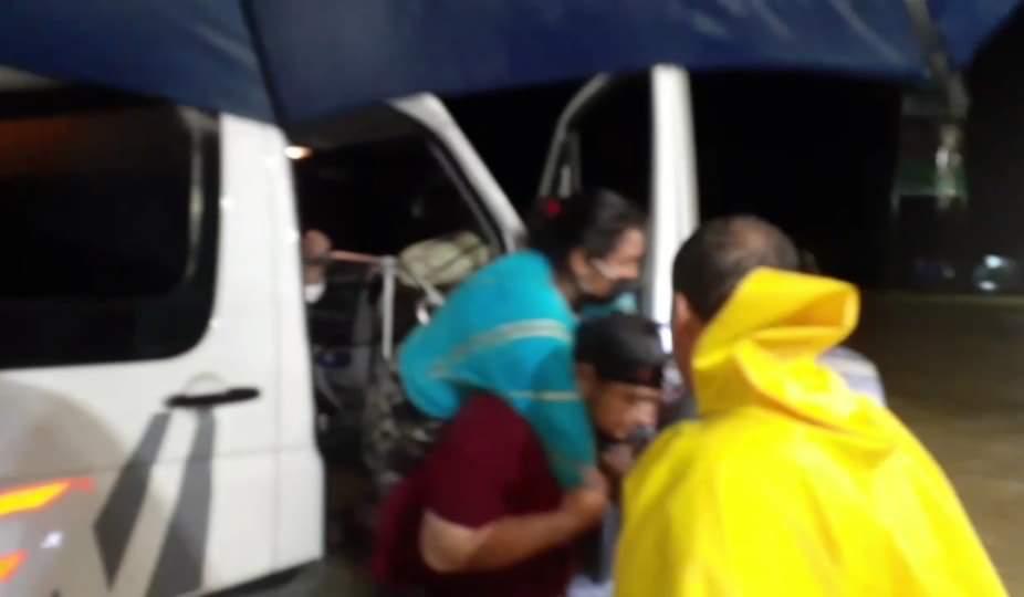 pcivilchiapas's tweet photo. #ComunicadoPC || Sesiona Comité Estatal de Emergencias ante afectaciones por #FrenteFrío 11 y Depresión Tropical #Eta. El Sistema Estatal de #ProtecciónCivil de #Chiapas continúa brindado atención y respuesta a la población.@LuisMaGaMo
https://t.co/Ij05jWIHdn https://t.co/qupIExVbzx