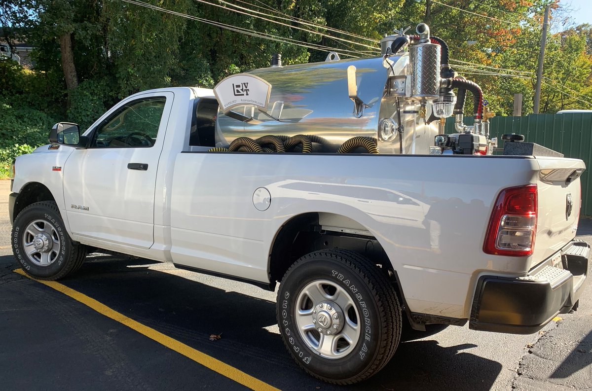 busconcierge1's tweet photo. MOBILE RV DUMP SERVICE - We come to you!  We operate 24/7. Licensed and Insured. Call 301-660-6676  
#RVlife #RVlifestyle #goRVing #RVliving #RVDump #tinyhomeonwheels #RVcamping #camping #campgroundlife #RVpark #fulltimeRV #fulltimeRVing #RVfulltime #lifeontheroad https://t.co/V3Uoc95WSQ