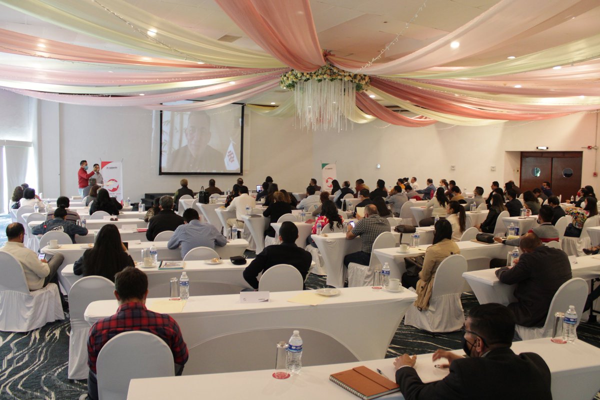 OmarCol99342631's tweet photo. Con gran éxito se inauguro el programa más ambicioso del PRI Michoacán donde se busca capacitar a toda la estructura del estado.
#ConexiónIRHMichoacán

@alitomorenoc 
@lazarojimeneza 
@HContrerasZ 
@JHP_MICH
@AldoArgueta https://t.co/7gwyvoAssR