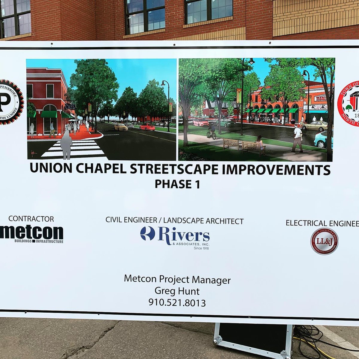 MetconConstruct's tweet photo. Celebrating BIG in Downtown Pembroke as we break ground on the first phase of Union Chapel Streetscape Improvements. #groundbreaking #pembrokenc
#metconprojects 
#townofpembroke @llandj2003 #riversandassociates https://t.co/Nf0JBoUCSp