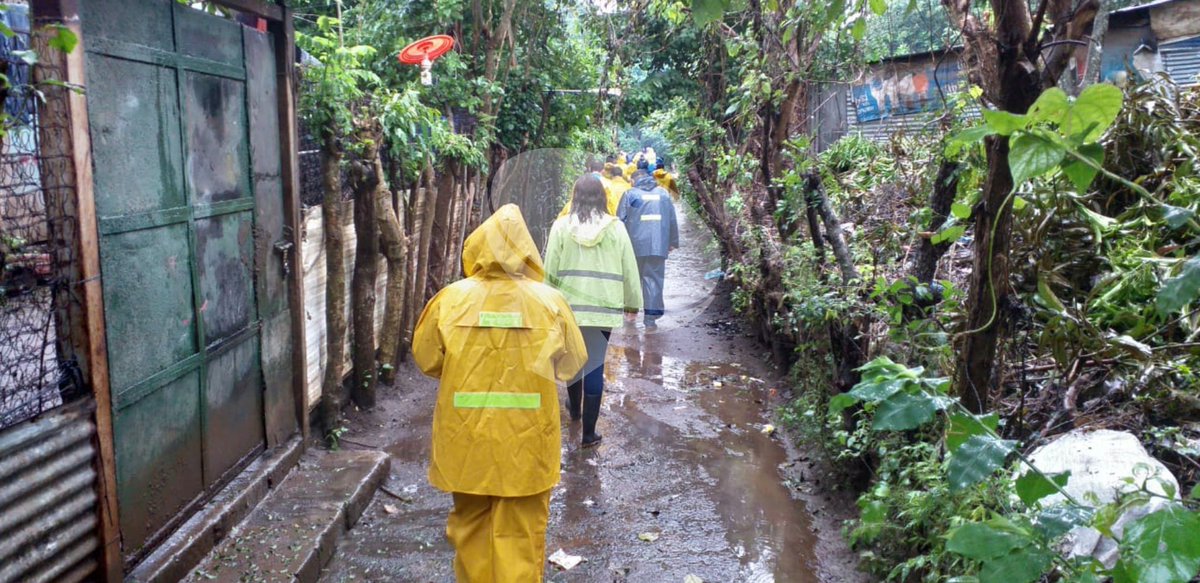 masaya_red's tweet photo. #Masaya // 

Visita del COMUPRED de Masaya a comunidades afectadas por las lluvias y vientos, garantizando respuesta rápida a las familias afectadas.

De igual Manera acompañaron esta Visita Cros. De la Juventud Sandinista 19 De Julio. https://t.co/z3SaLkDnMF