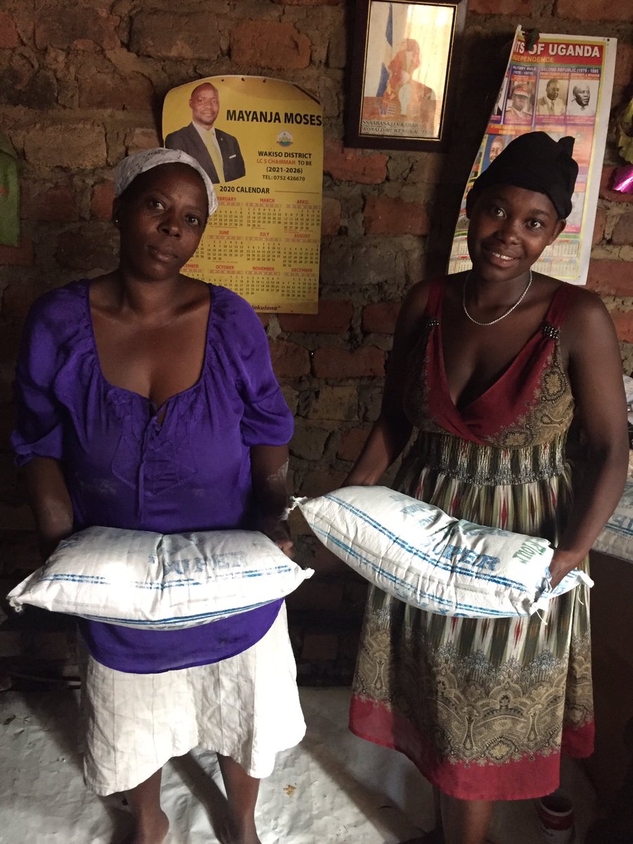 beads_4_change's tweet photo. Whoever has a bountiful eye will be blessed, for he shares his bread with the poor. #clickbio

#supportsinglemothers
#donate 
#generosity
#beachange
#love
#supportwidows https://t.co/2XDSyo5pGY