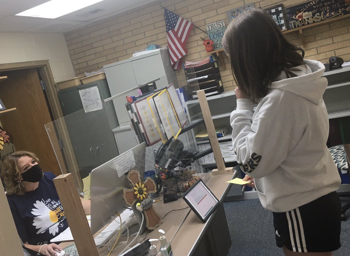 MrsYzar's tweet photo. Human Growth students interviewing various staff members about their labor and delivery experiences.
#ksfcsed #neverforgetit #perfectbabies https://t.co/pCzVFL75et