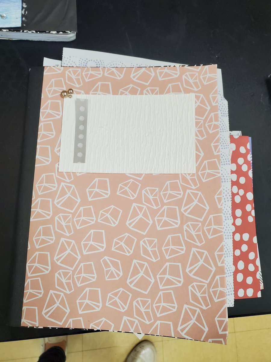 parcels_science's tweet photo. We made some awesome journals for Fun Friday this week!! #creativity https://t.co/TAQWxBPBrI