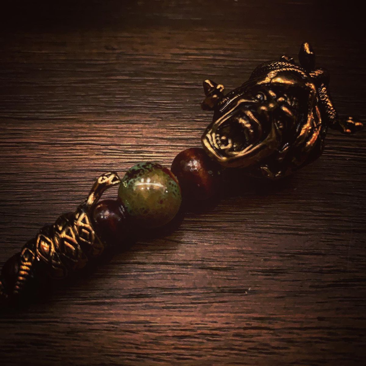 TheAngryDuck_'s tweet photo. Medusa is back &amp; now shes GOLD! #theangryduck #StogieStick in honor of the protectress herself. Head over to our online shop &amp; pick up yours today w/free shipping. #🤬🦆
👉🏻 https://t.co/Ud0IyShxZV 👈🏻
#cigaraccessories #cigarpicks #cigars #cigarnubber #cigarpick #cigaraccessories https://t.co/feMRdsMTvE