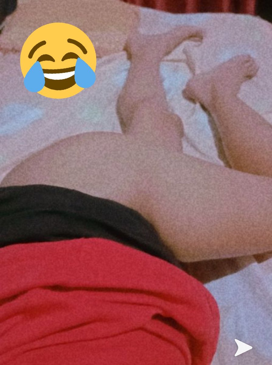 Nanaforever16's tweet photo. Ang likot ko talagang matulog... 😂 https://t.co/YkyedVuPvp