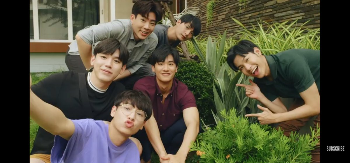 narawnombabii's tweet photo. AAAA MY PEBACA HEART 💙💚♥️
#OffGun
#TayNew
#KristSingto
#ImTeeMeTooFinale
#pebaca
@AtthaphanP @off_tumcial @new_thitipoom @Tawan_V @kristtps @stjinx_maya
💙💚♥️ https://t.co/kskuosA4g1