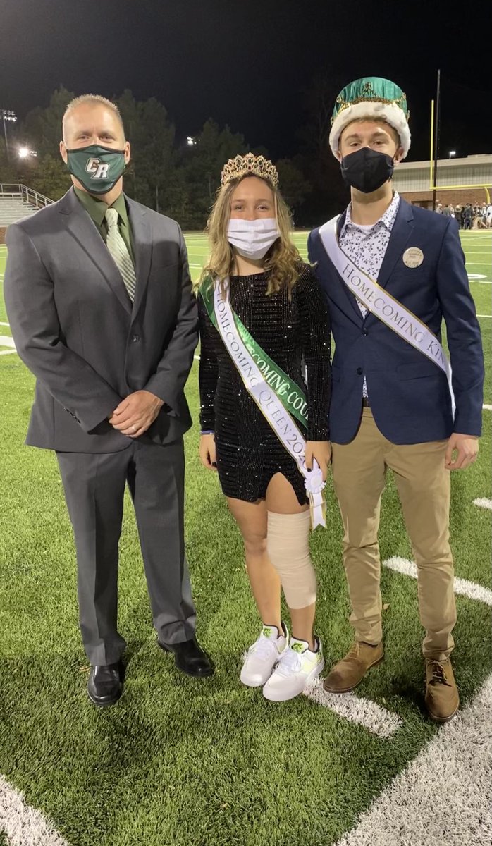 CatawbaRidge's tweet photo. Congratulations Sydney &amp; Charles! ⁦@WilsondCRONE⁩ https://t.co/jqGohxzsH9