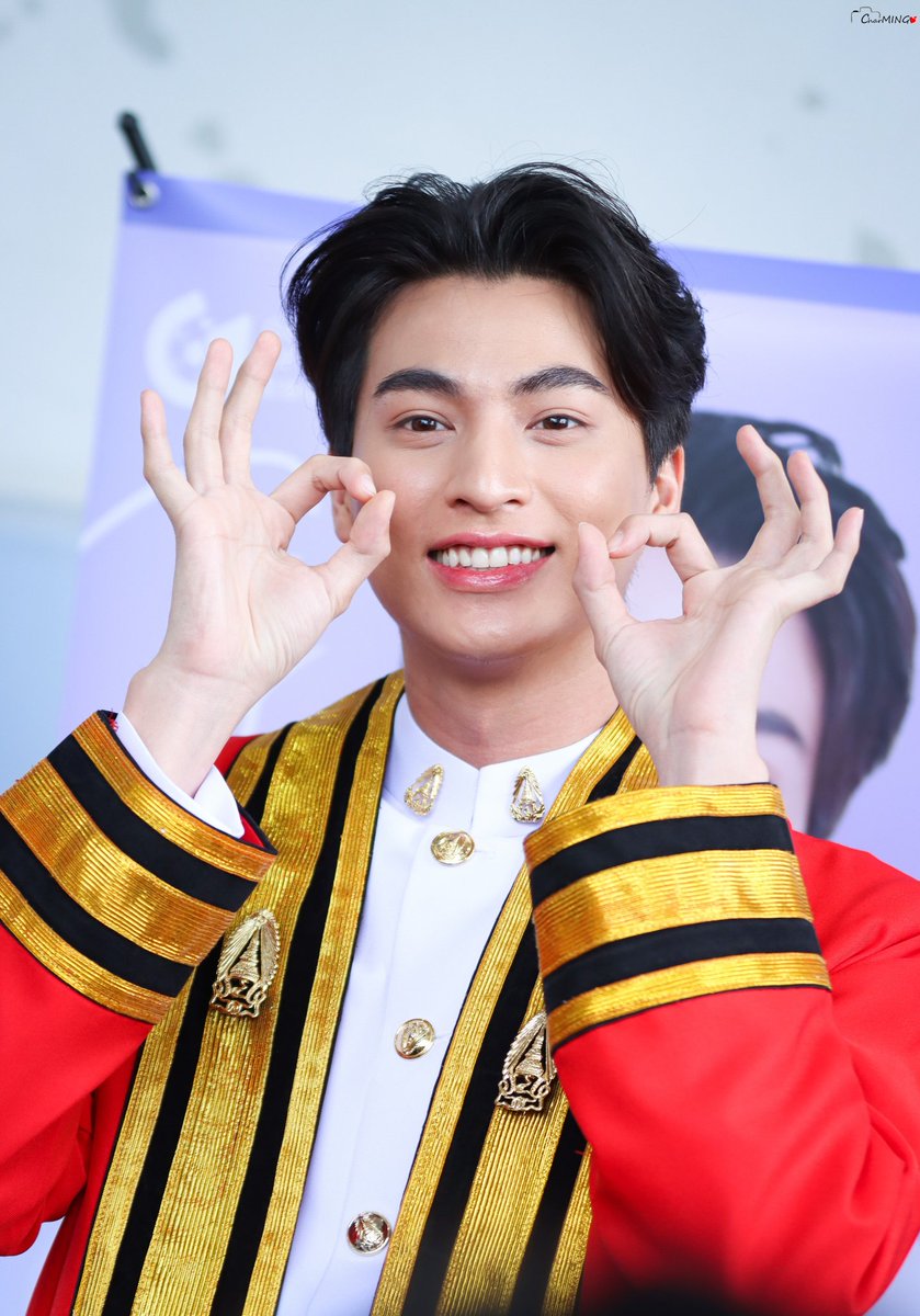 CharMING300K's tweet photo. ตาหนู  แม่จะร้องไห้ 😭😭😭
#GulfKanawut  #ลูกบอลของคุณบิ๊กกลัฟ https://t.co/7vUlPBxhuI